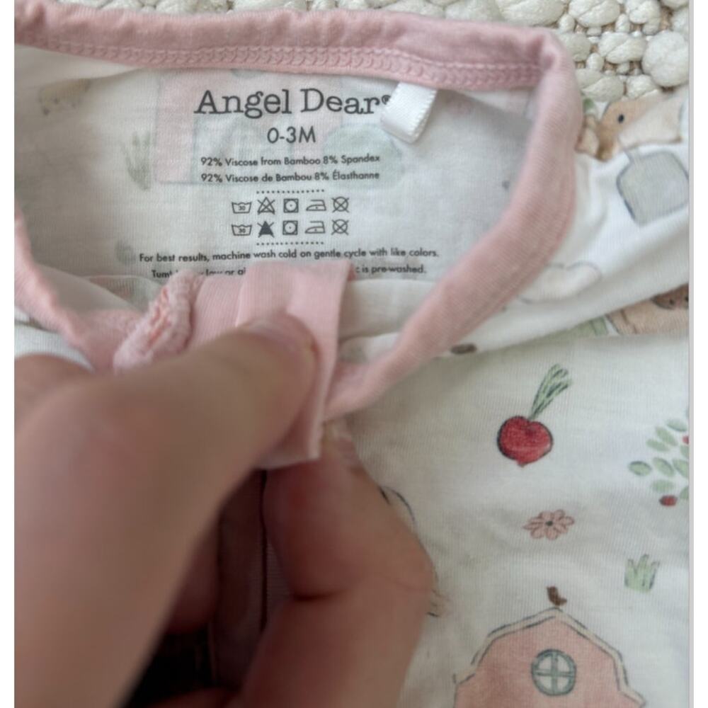 NWOT Baby Girl Angel Dear Cute Farm Animals Ruffle Zip Footie Size 0-3 Month - Picture 4 of 4